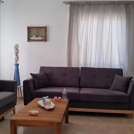 Georgia's Quality * Páros